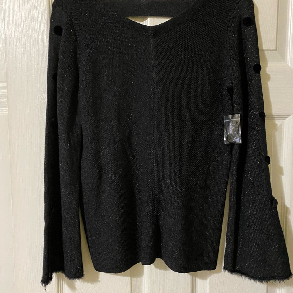 NIC+ZOE knit top size M black with silver metallic threads. Bought at Saks Fifth